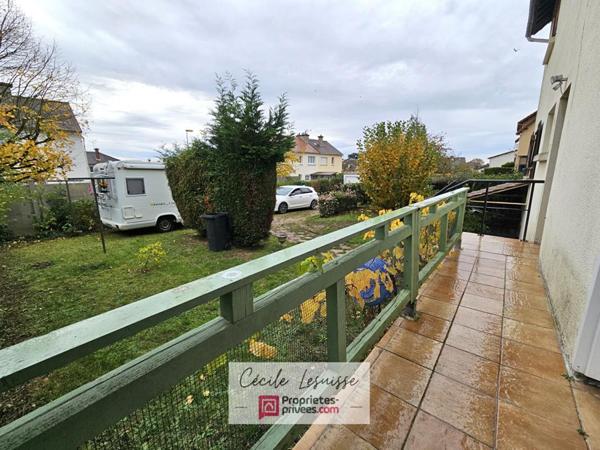 Maison familiale avec travaux, au calme, en centre-ville