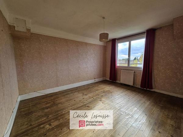 Maison familiale avec travaux, au calme, en centre-ville