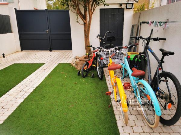 Maison type P3 avec jardinet et stationnement - quartier Montplaisir