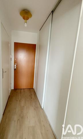 Location appartement 1 pièce 28 m² Compiègne