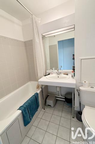 Location appartement 1 pièce 28 m² Compiègne