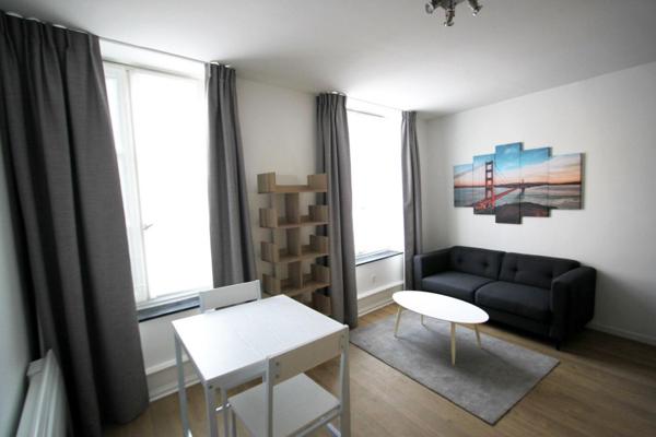 A LOUER : T2 à LILLE • Centre / republique • 1 014 € CC • Réf. LG7803
