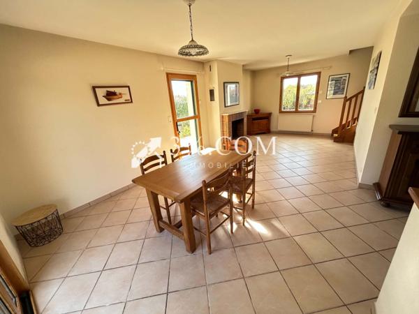 Maison 5 pièce(s) 3 chambre(s) 125 m²