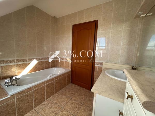 Maison 5 pièce(s) 3 chambre(s) 125 m²