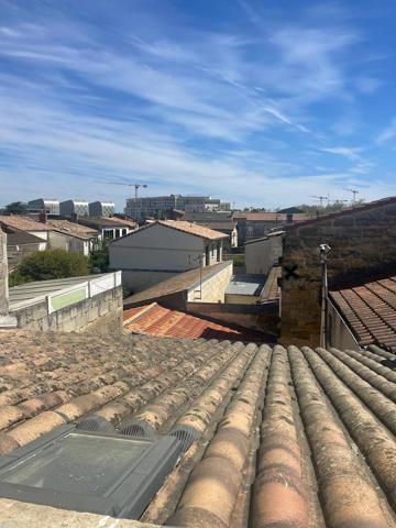 DUPLEX DE 45 m² SECTEUR GARE ST-JEAN