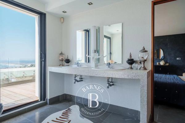 Sète, Maison  450 m² à vendre