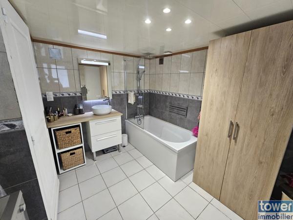 Maison 3 pièce(s) 1 chambre(s) 61 m²