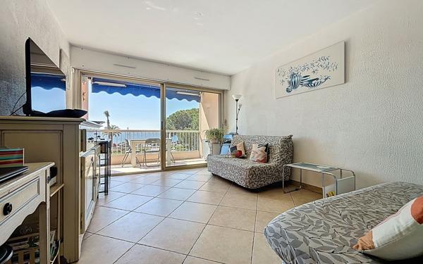 Appartement à vendre    2 pièces • 35,01 m2 Fréjus