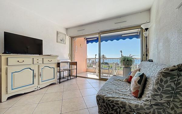 Appartement à vendre    2 pièces • 35,01 m2 Fréjus