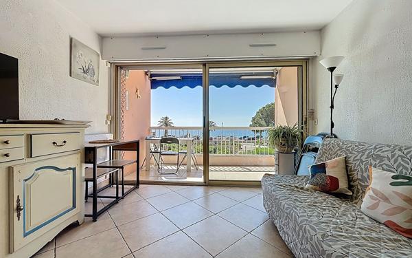 Appartement à vendre    2 pièces • 35,01 m2 Fréjus