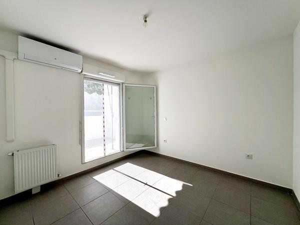 13013 - Saint Jérôme / Saint Mitre - Appartement 2 pièces 41m2, terrasse et parking.