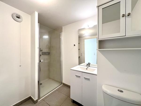 13013 - Saint Jérôme / Saint Mitre - Appartement 2 pièces 41m2, terrasse et parking.