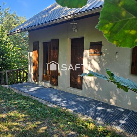 Maison avec appartement indépendant et terrain