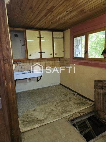 Maison avec appartement indépendant et terrain