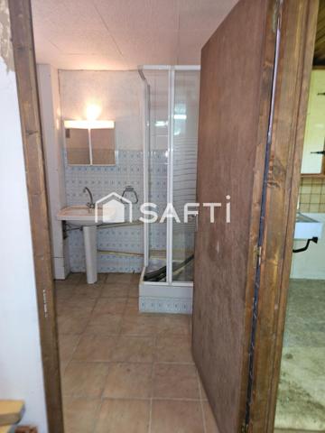 Maison avec appartement indépendant et terrain