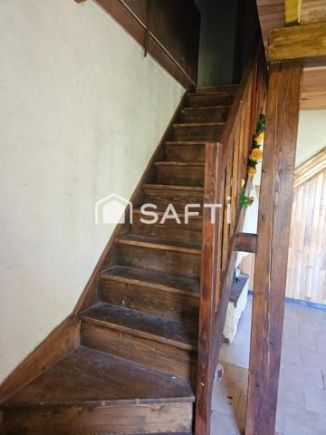 Maison avec appartement indépendant et terrain