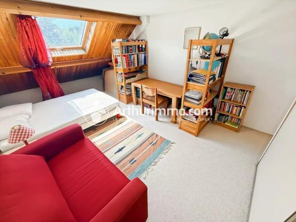 Vente                                                      Maison
                        
                     8 pièces                      172 m2                     à Ris-Orangis