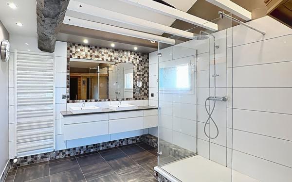 Maison à vendre    7 pièces •  Andrézieux-Bouthéon