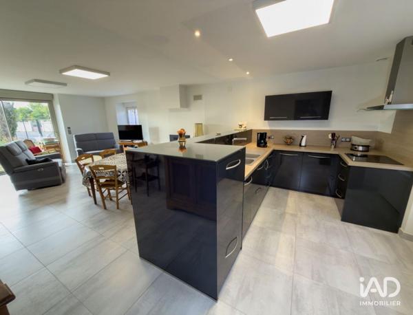 Maison à vendre 5 pièces 137 m² Vert-Toulon