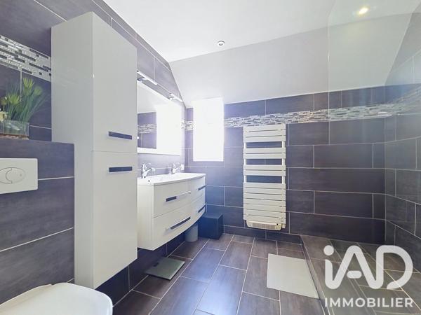 Maison à vendre 5 pièces 97 m² Serris