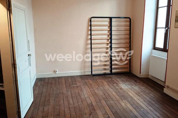 Maison à vendre 3 pièces de 100 m² à Saint-Gaultier