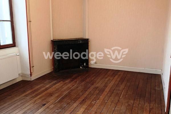 Maison à vendre 3 pièces de 100 m² à Saint-Gaultier