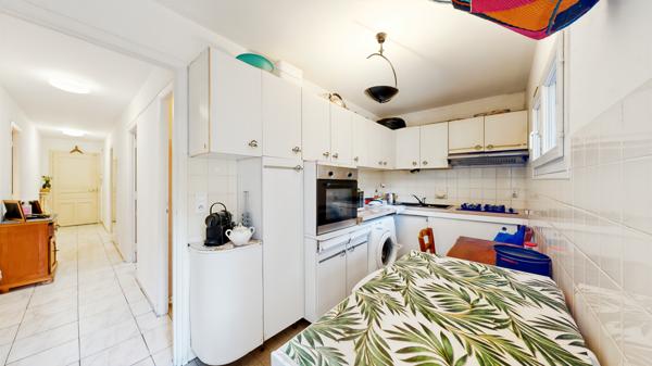 Saint-Sauveur-sur-Tinée (06420) Appartement 4 pièces, séjour 30 m² et 2 balcons