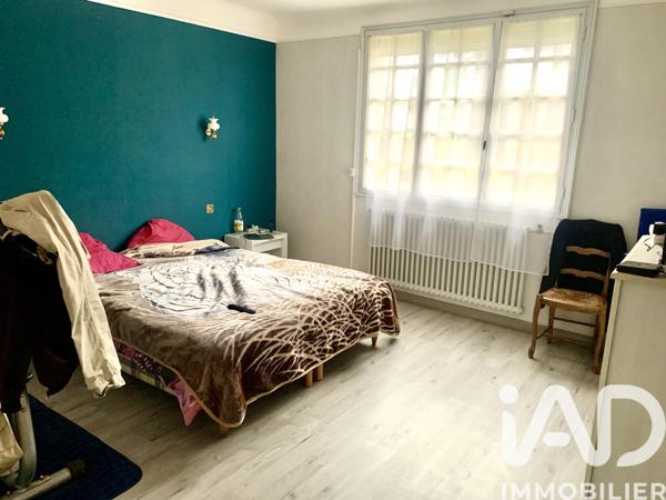 Maison à vendre 5 pièces 132 m² La Suze-sur-Sarthe