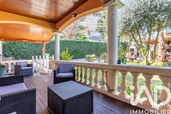 Maison à vendre 6 pièces 133,23 m² Bron