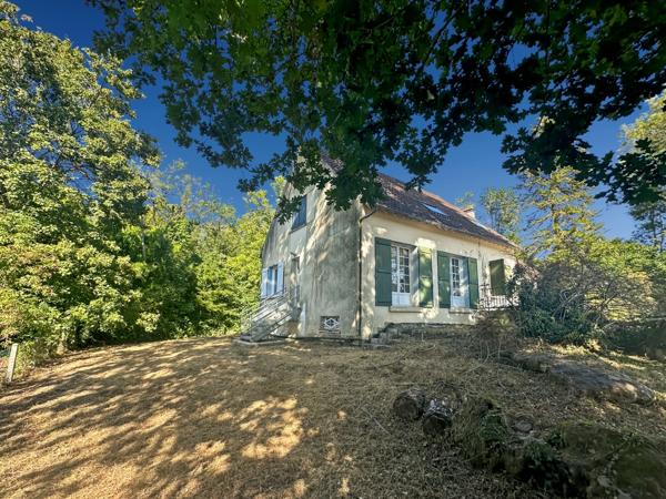 SOUPPES SUR LOING centre ville - Maison P5 de 122 m² - Terrain de 988 m²
