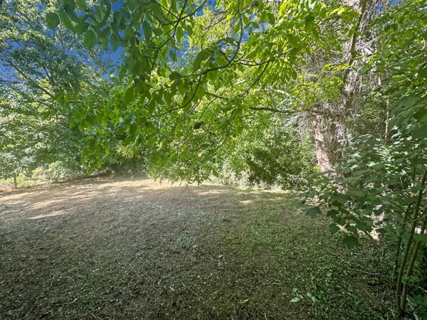 SOUPPES SUR LOING centre ville - Maison P5 de 122 m² - Terrain de 988 m²