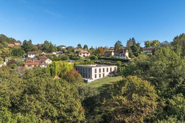 Villa d'architecte de 365m² avec piscine et spa
