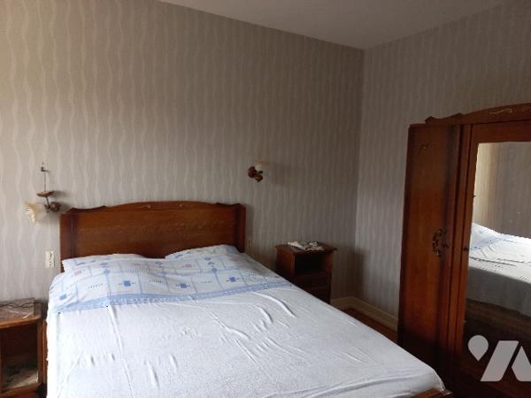 Une maison à usage d'habitation.