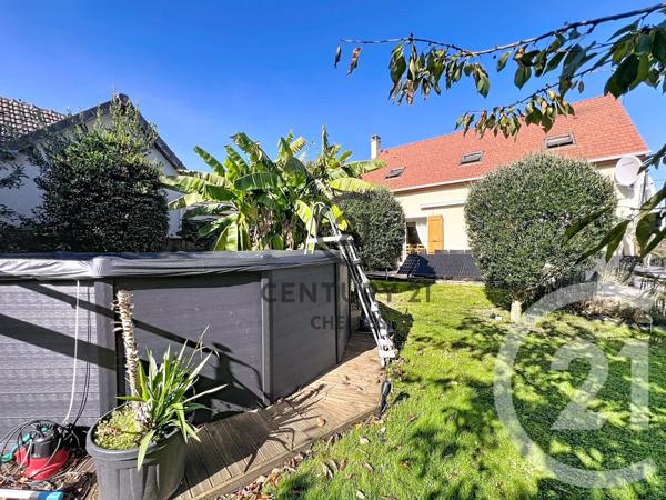 Maison à vendre  7 pièces - 148 m 2   CHELLES  - 77