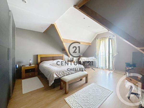 Maison à vendre  7 pièces - 148 m 2   CHELLES  - 77