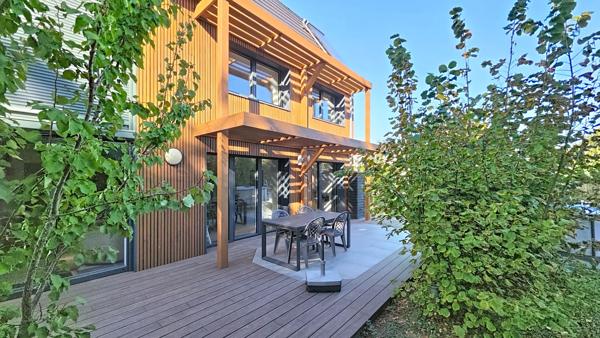 Maison d'architecte passive de 123 m2 au Plessis Grammoire!