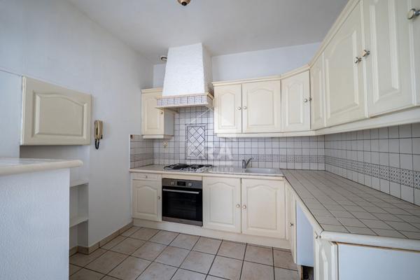 A vendre appartement 2 chambres hypercentre de Saint-Omer