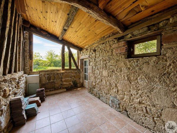 Ensemble immobilier en pierre avec piscine!!!!