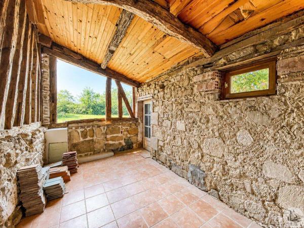Ensemble immobilier en pierre avec piscine!!!!