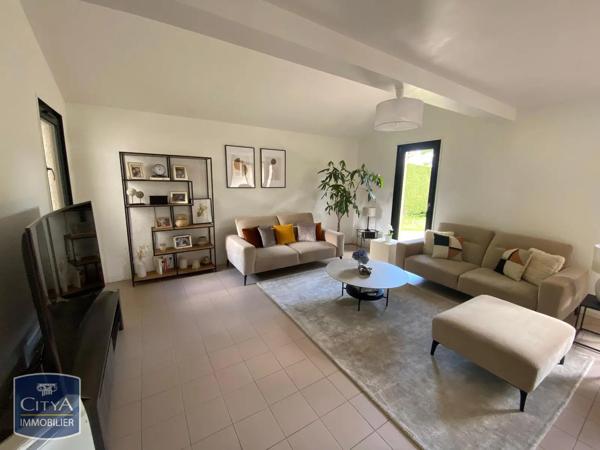 Appartement à louer 4 pièces 124.92m² Prévessin-Moëns (01280)