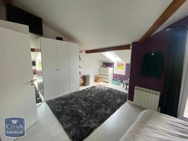 Appartement à louer 4 pièces 124.92m² Prévessin-Moëns (01280)