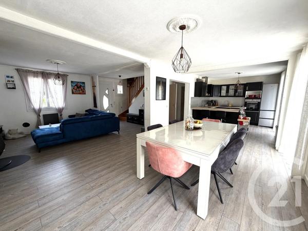 Maison à vendre  6 pièces - 115 m 2   CLAYE SOUILLY  - 77