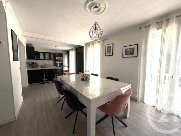 Maison à vendre  6 pièces - 115 m 2   CLAYE SOUILLY  - 77