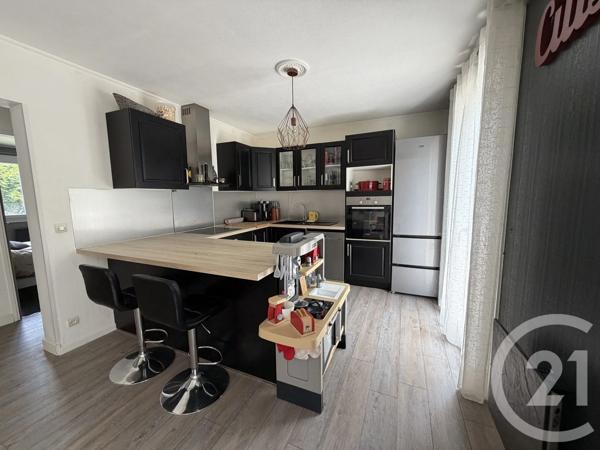 Maison à vendre  6 pièces - 115 m 2   CLAYE SOUILLY  - 77