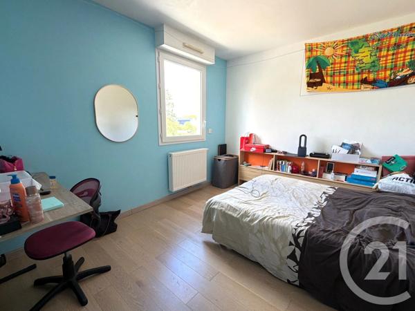 Maison à vendre  7 pièces - 131,20 m 2   EPONE  - 78