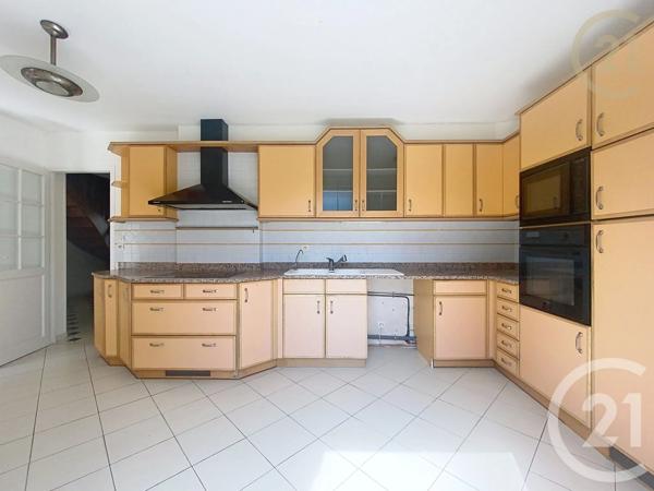 Maison à vendre  10 pièces - 190 m 2   CHAILLY EN BIERE  - 77
