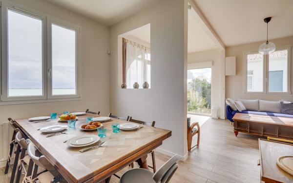 Maison à vendre    5 pièces •  Saint-Trojan-les-Bains