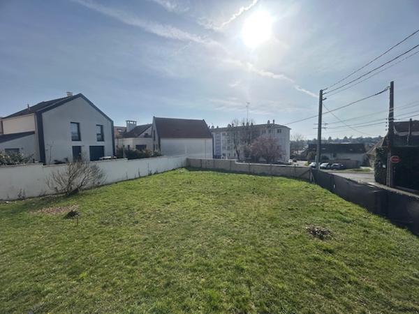 Linas (91310) LINAS - Environnement pavillonnaire recherché - MAISON F4 sur S/SOL TOTAL - 92 M2 HAB SOIT 192 AU SOL