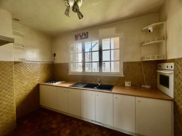 Linas (91310) LINAS - Environnement pavillonnaire recherché - MAISON F4 sur S/SOL TOTAL - 92 M2 HAB SOIT 192 AU SOL