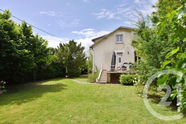 Maison à vendre  6 pièces - 109 m 2   MONTGERON  - 91